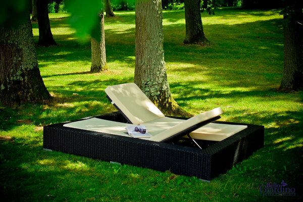 Łóżko ogrodowe "Umile"- czarny