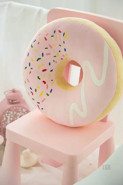 Poduszka dekoracyjna donut HQ różowa