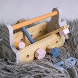 Drewniana skrzynka z narzędziami - misiek